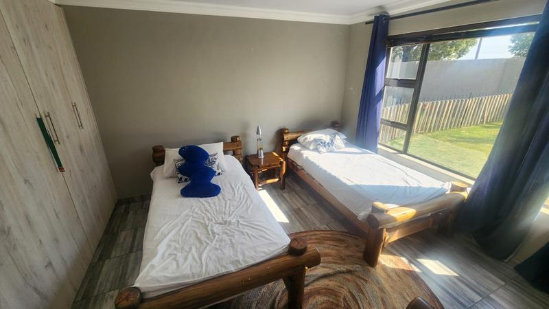 4 Bedroom Property for Sale in Kwaggafontein Free State